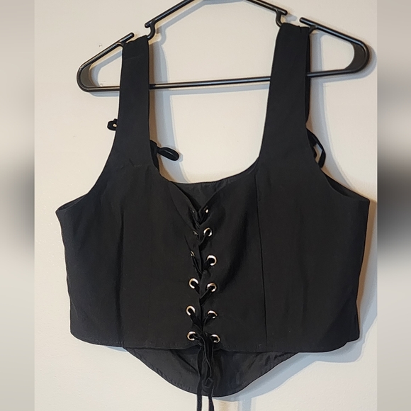 Cybele Embroidered Crop Corset Top Black Floral Embroidered Women's Top - Picture 9 of 9